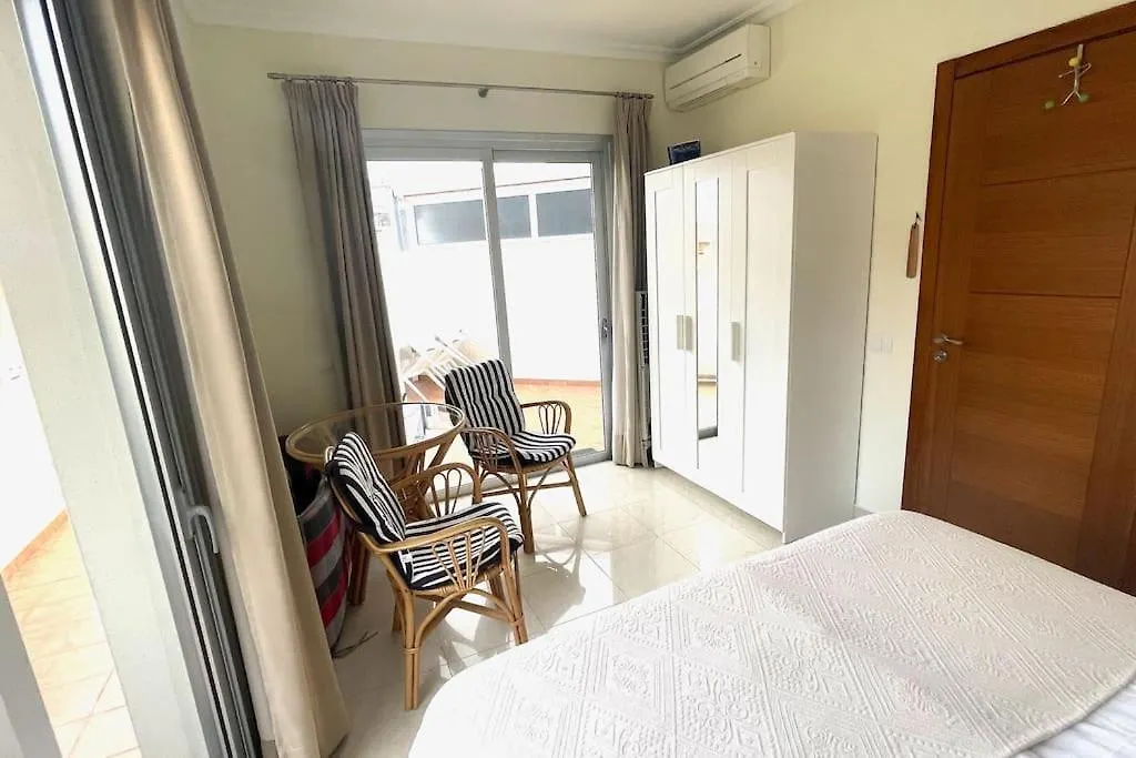 Luxurioese Duplex Ferienwohnung In Sehr Ruhiger Wohnanlage Mit Meerblick Palm-mar