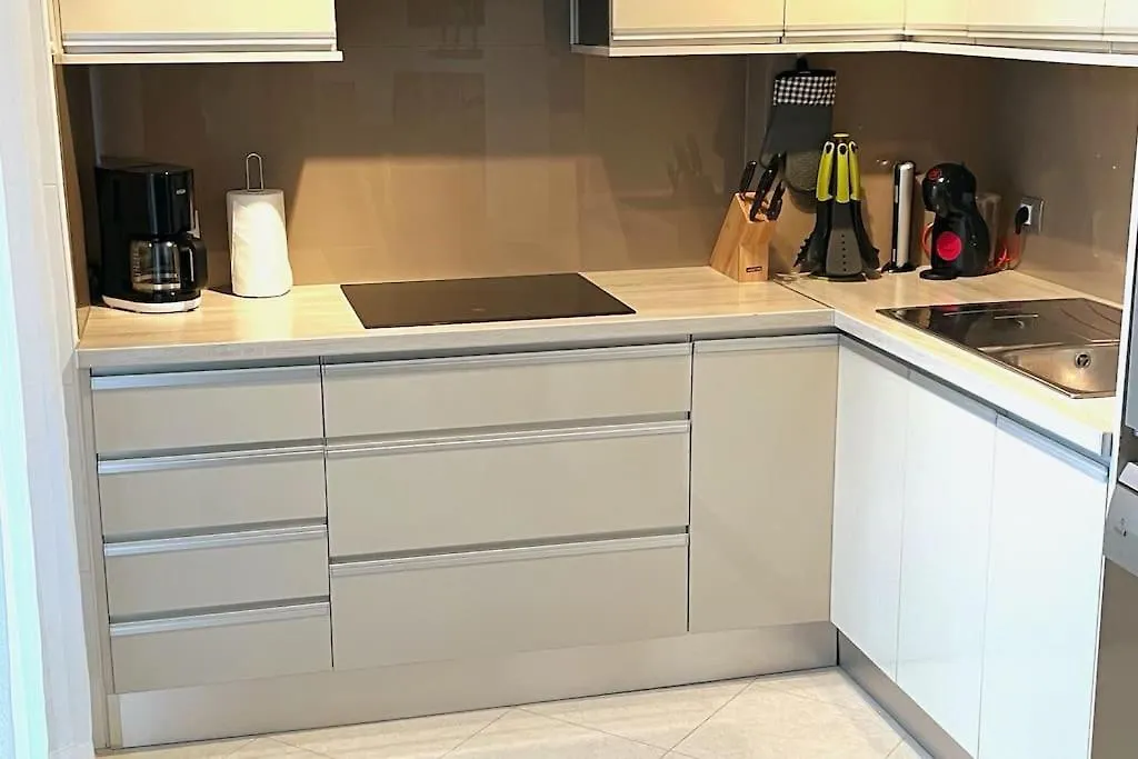 Luxurioese Duplex Ferienwohnung In Sehr Ruhiger Wohnanlage Mit Meerblick Palm-mar Apartman