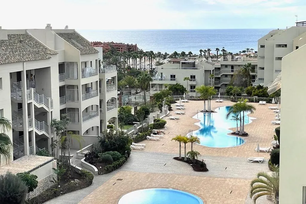 Luxurioese Duplex Ferienwohnung In Sehr Ruhiger Wohnanlage Mit Meerblick Palm-mar Spain